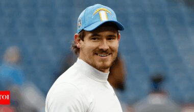 Will Justin Herbert play against the Pittsburgh Steelers tonight? Latest injury update on the Los Angeles Chargers' quarterback | NFL News