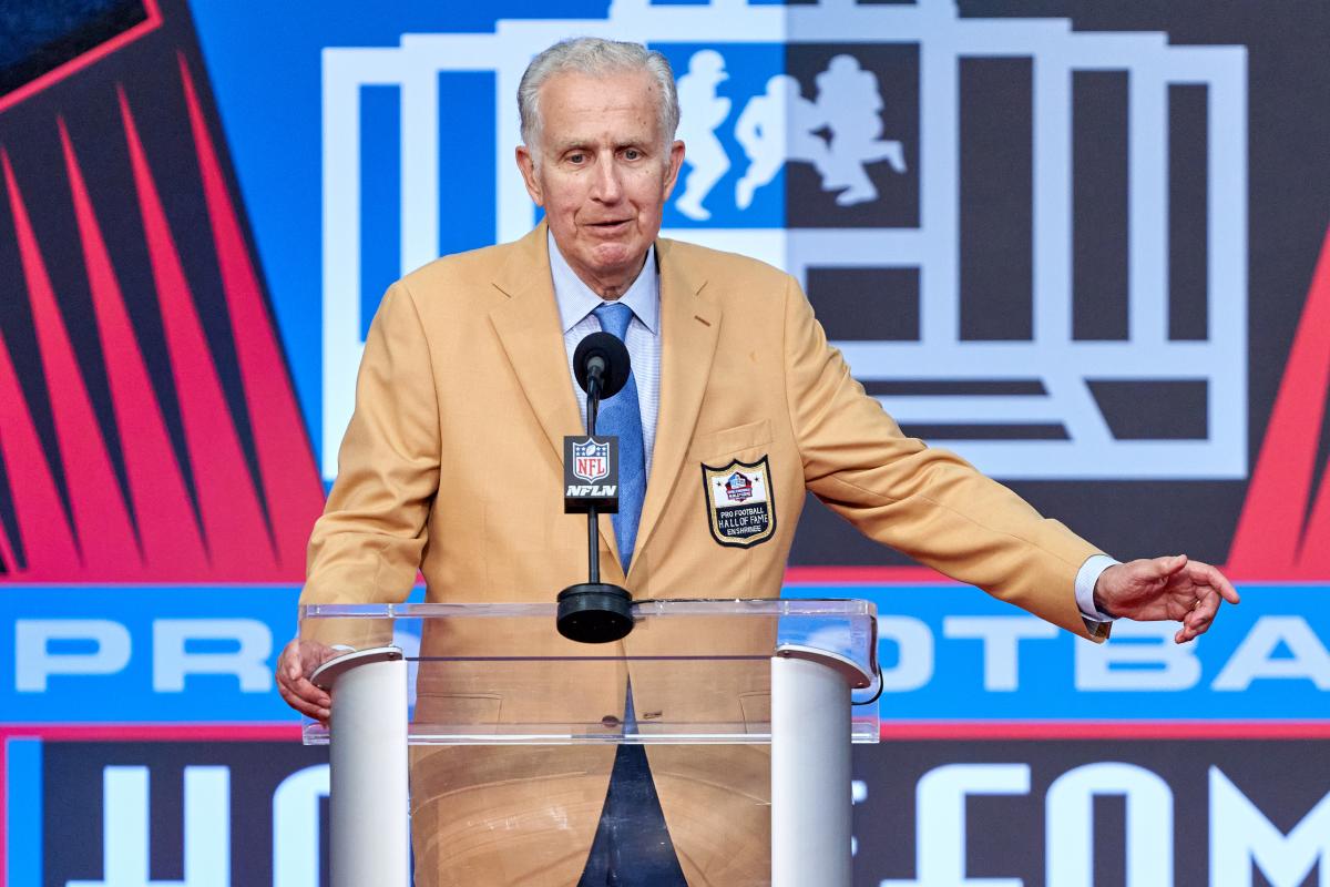 Paul Tagliabue, longtime NFL commissioner, dead at 84