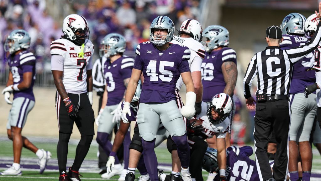 Kansas State leading tackler Austin Romaine out for season