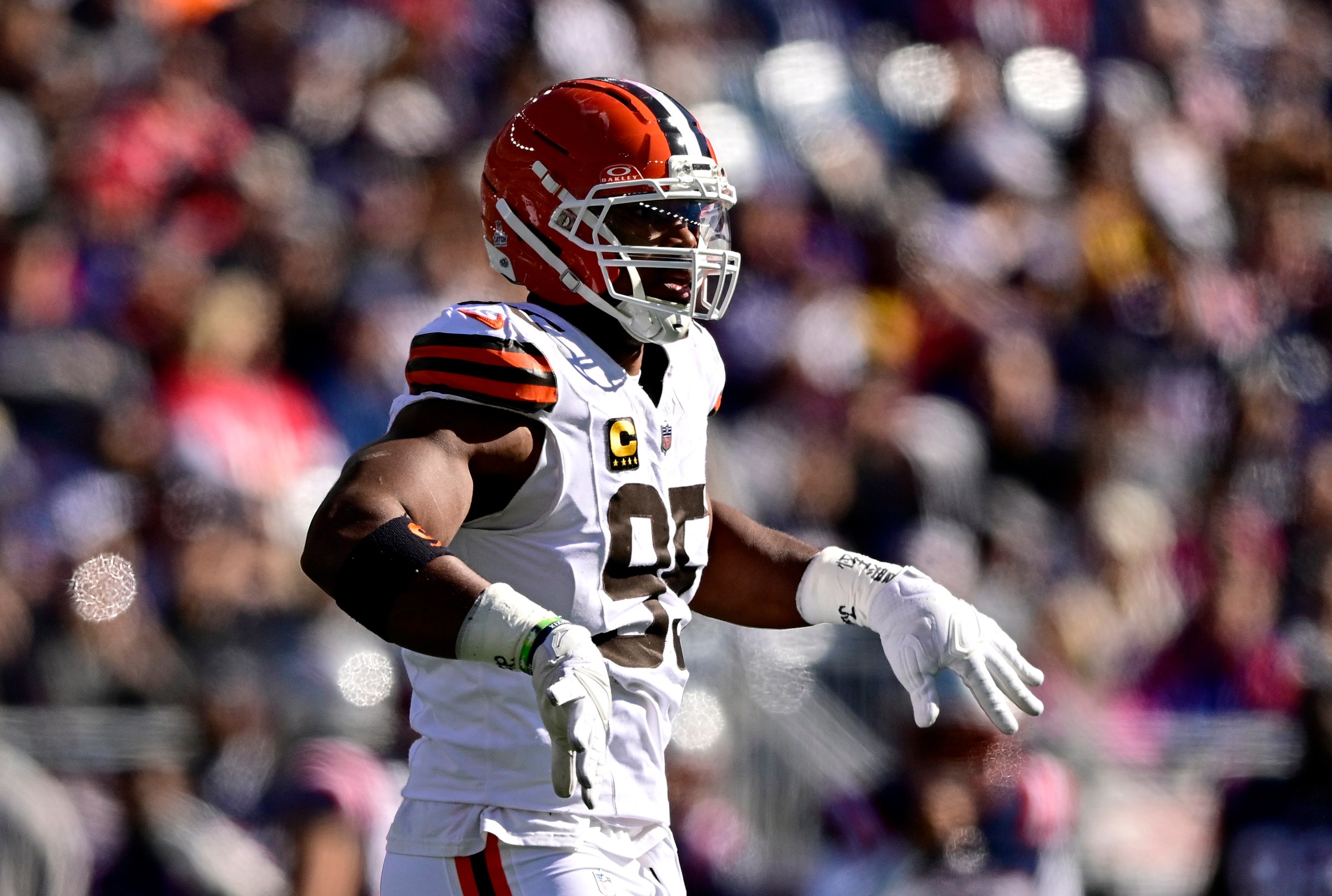 Browns DE Myles Garrett has been on a sack tear, has chance to join historic company in Week 10 vs Jets