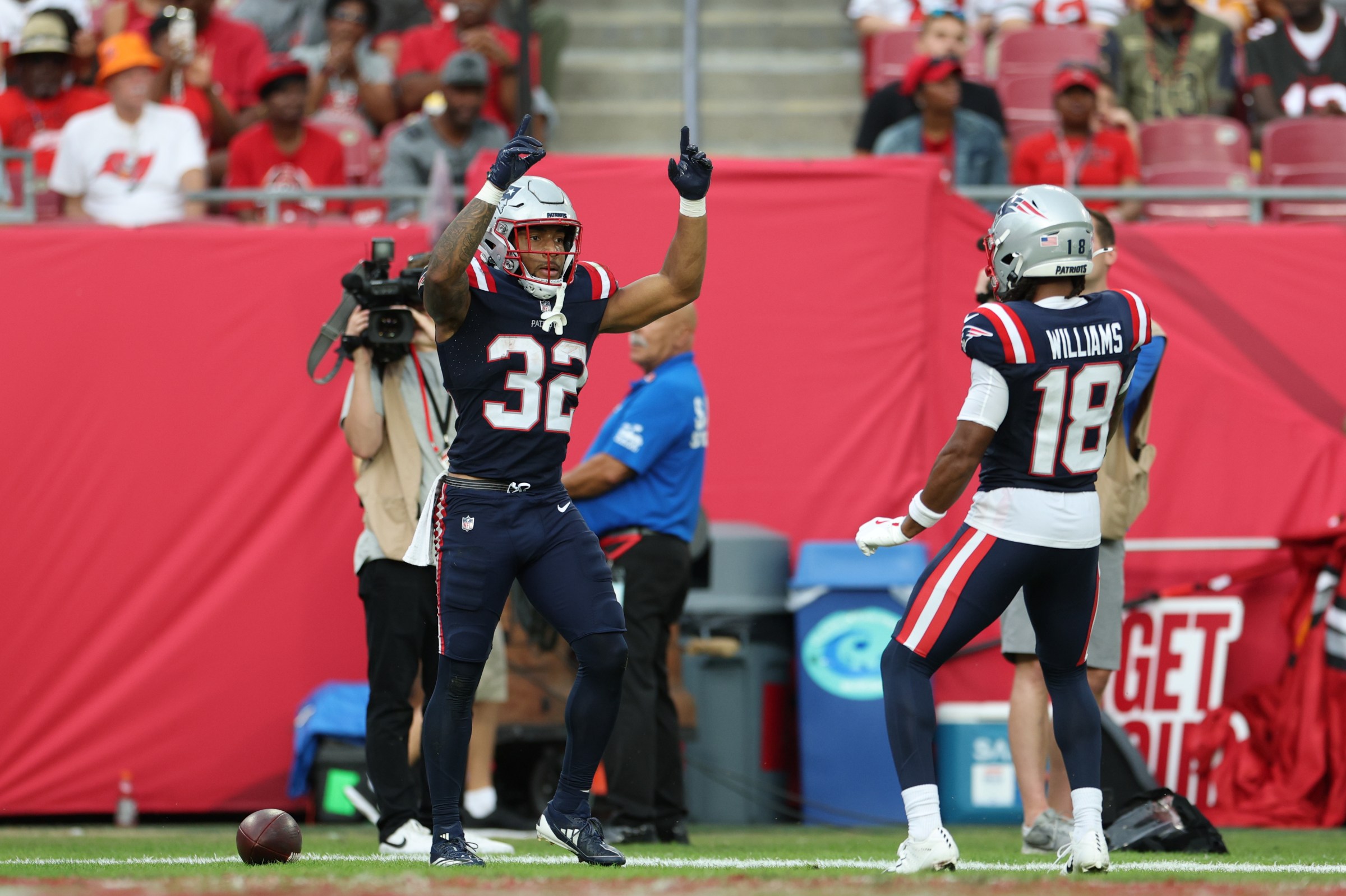 Patriots links 11/10/25: Rookie explosion propels Pats in 28-23 win