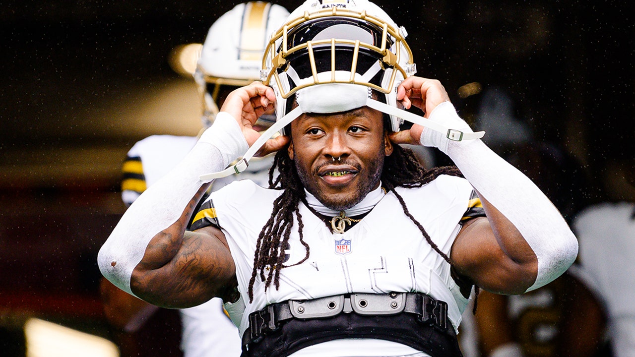 Alvin Kamara suggests he'll retire if Saints trade him amid 1-5 start