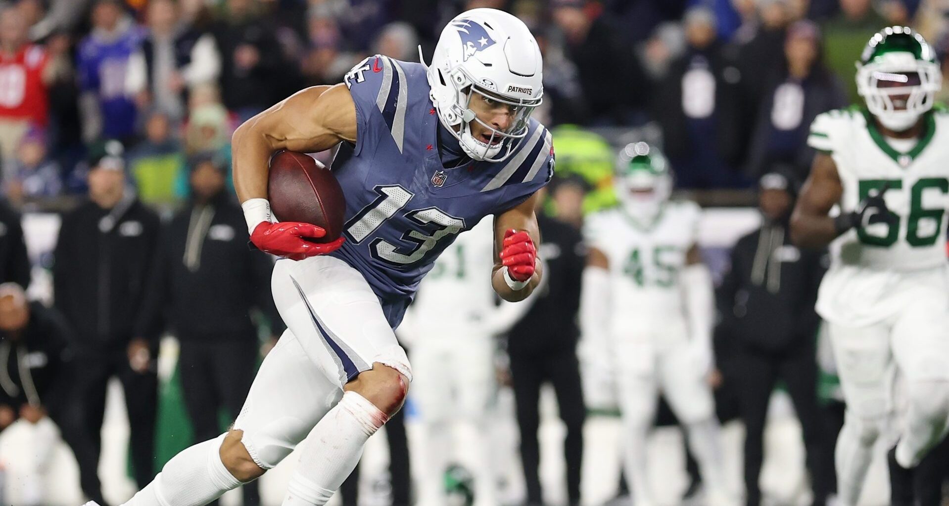 Patriots' Mack Hollins Had 4-Word Message With Pregame Outfit