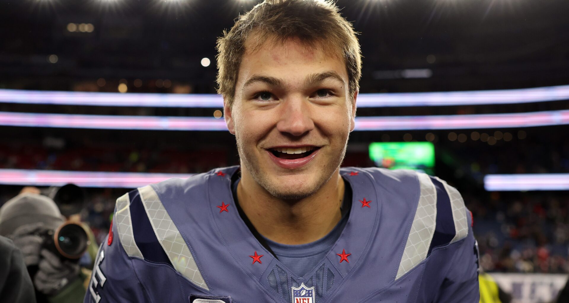 Patriots QB Drake Maye Gets MVP Warning