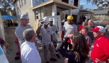 Tampa Bay Bucs, Habitat for Humanity join forces for holiday home build