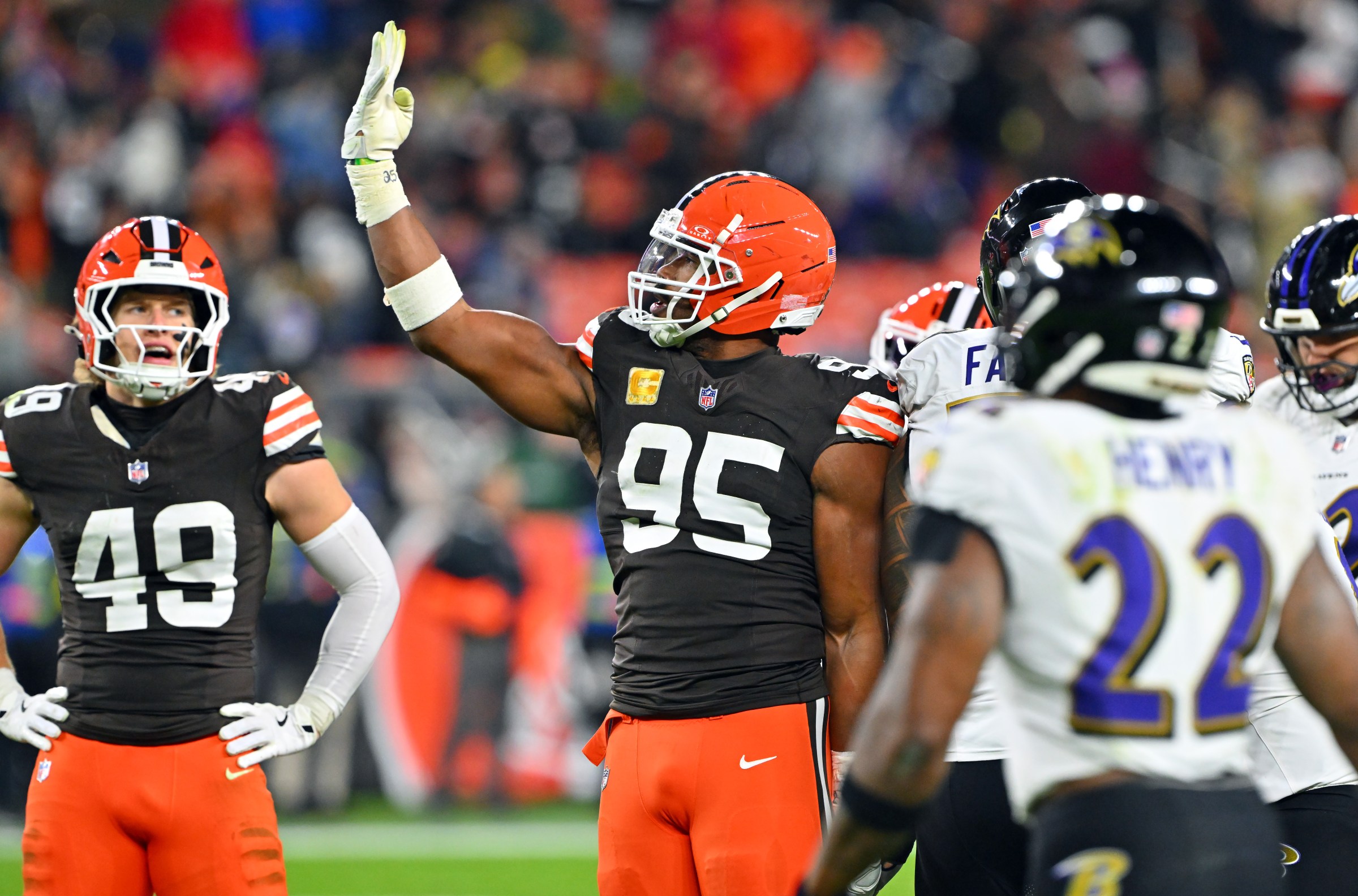 ESPN talking head: Myles Garrett setting sack record on bad team is ‘awful’