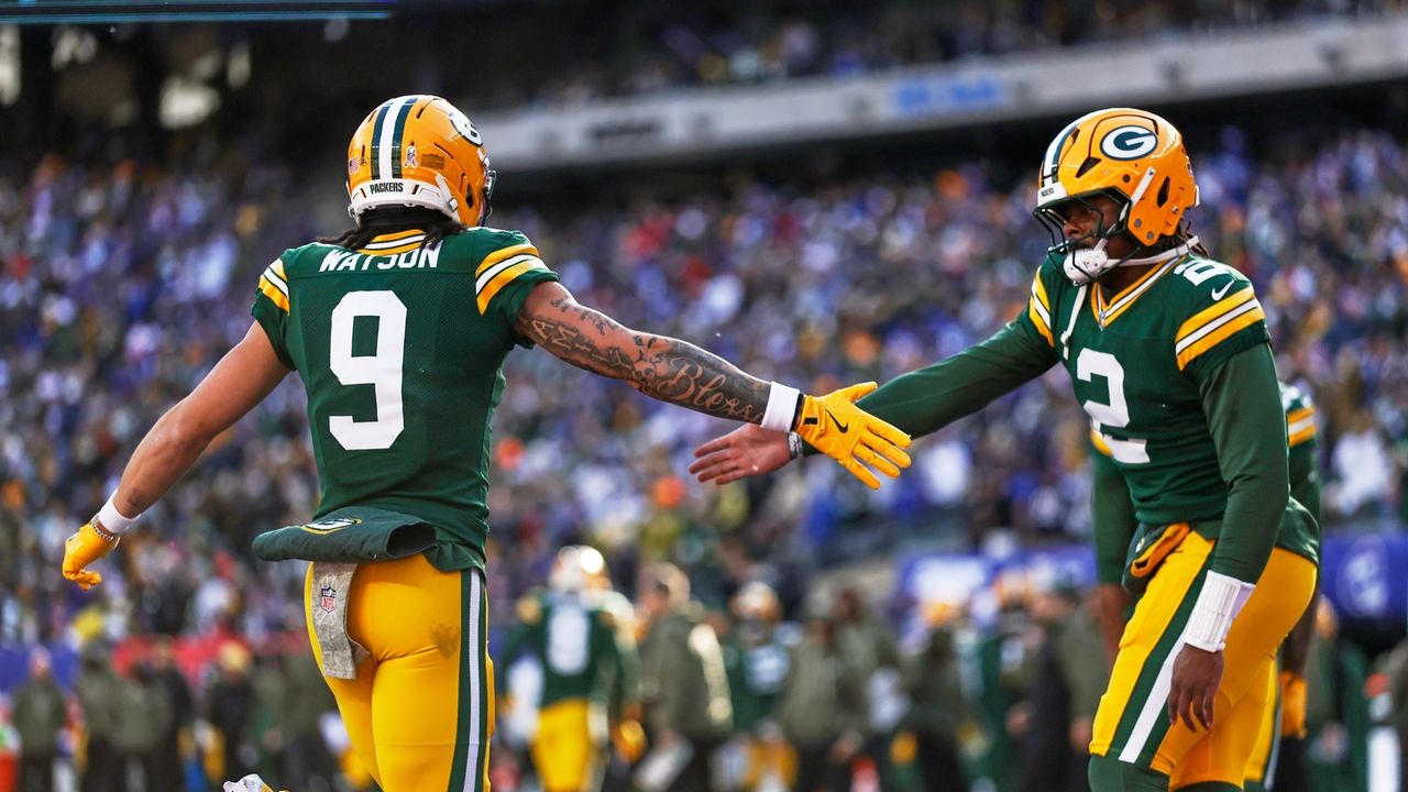 Vikings attempt to beat Packers at Lambeau Field for a third straight season