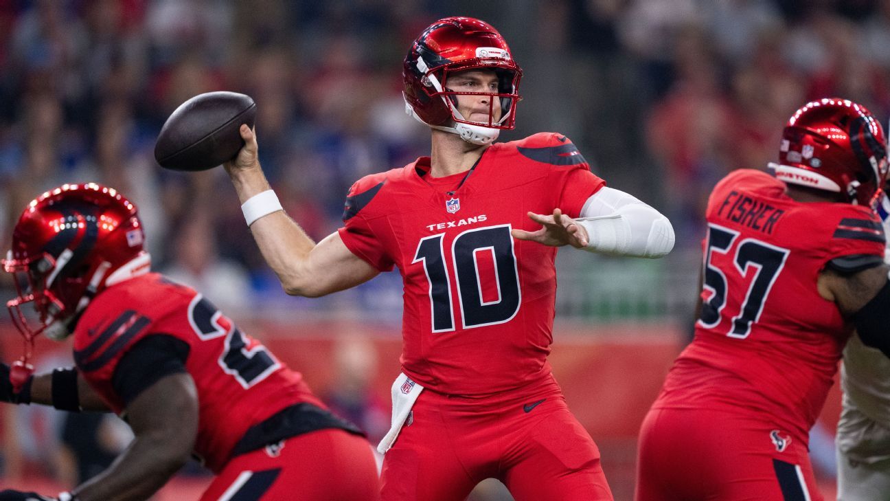 Texans' defense comes up big in TNF win against Bills