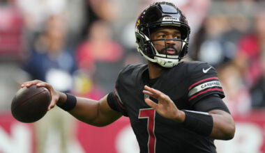 Arizona Cardinals quarterback Jacoby Brissett (7) passes against the San Francisco 49ers during the first half of an NFL football game in Glendale, Ariz., Sunday, Nov. 16, 2025. (AP Photo/Ross D. Franklin)