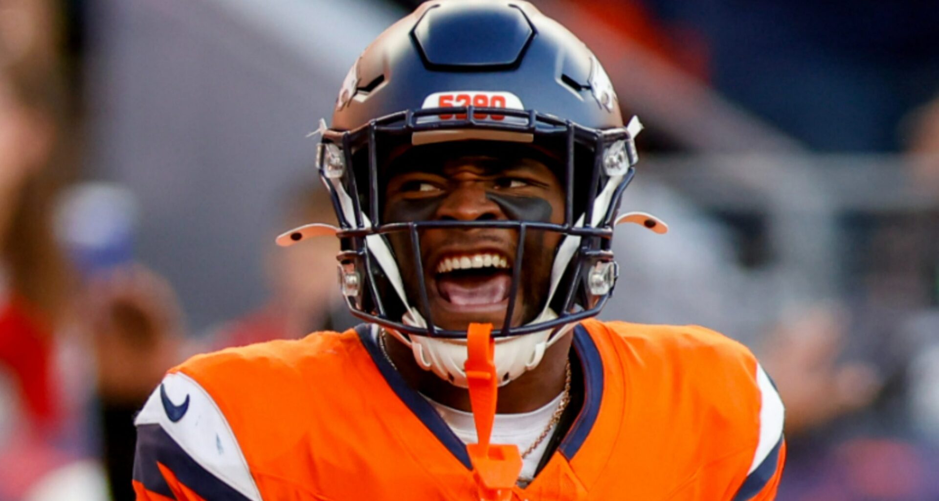 Broncos’ Ja’Quan McMillian Gets Message From Legendary Rival