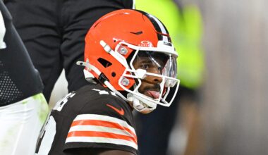 Browns Make QB Move Ahead of Raiders Game