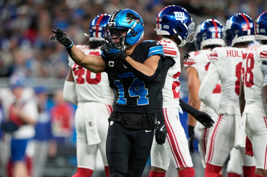 Photo gallery from the Lions’ overtime win over the Giants – Macomb Daily