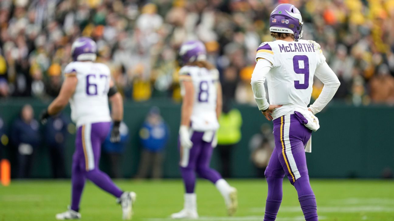 Vikings' problems run deep but begin with J.J. McCarthy