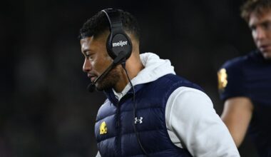 No. 9 Notre Dame loses 2 defensive players to season-ending leg injuries suffered in Syracuse game