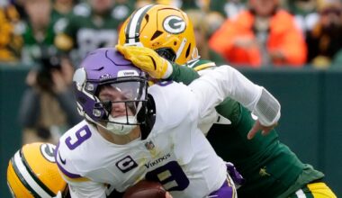 NFL Insider Says New QB Coming for MN Vikings