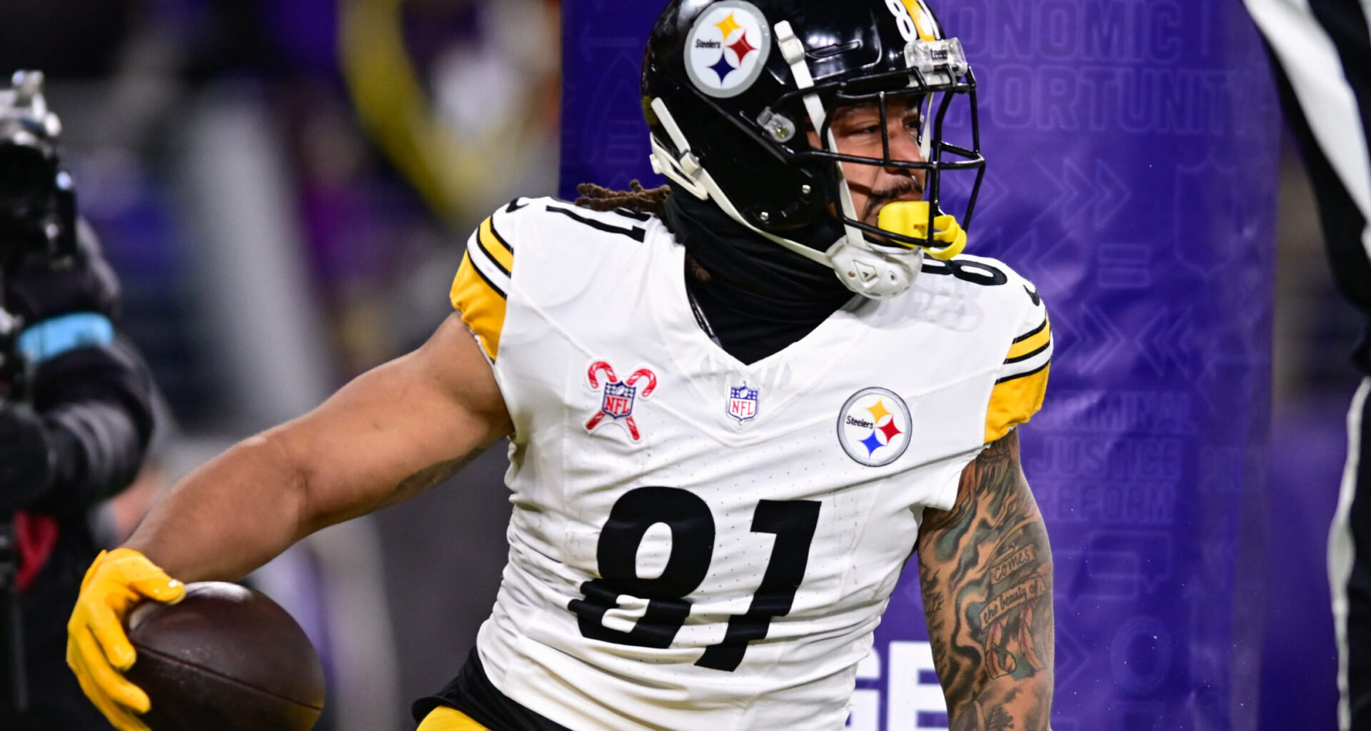 Giants Take Close Look at Former Steelers Tight End
