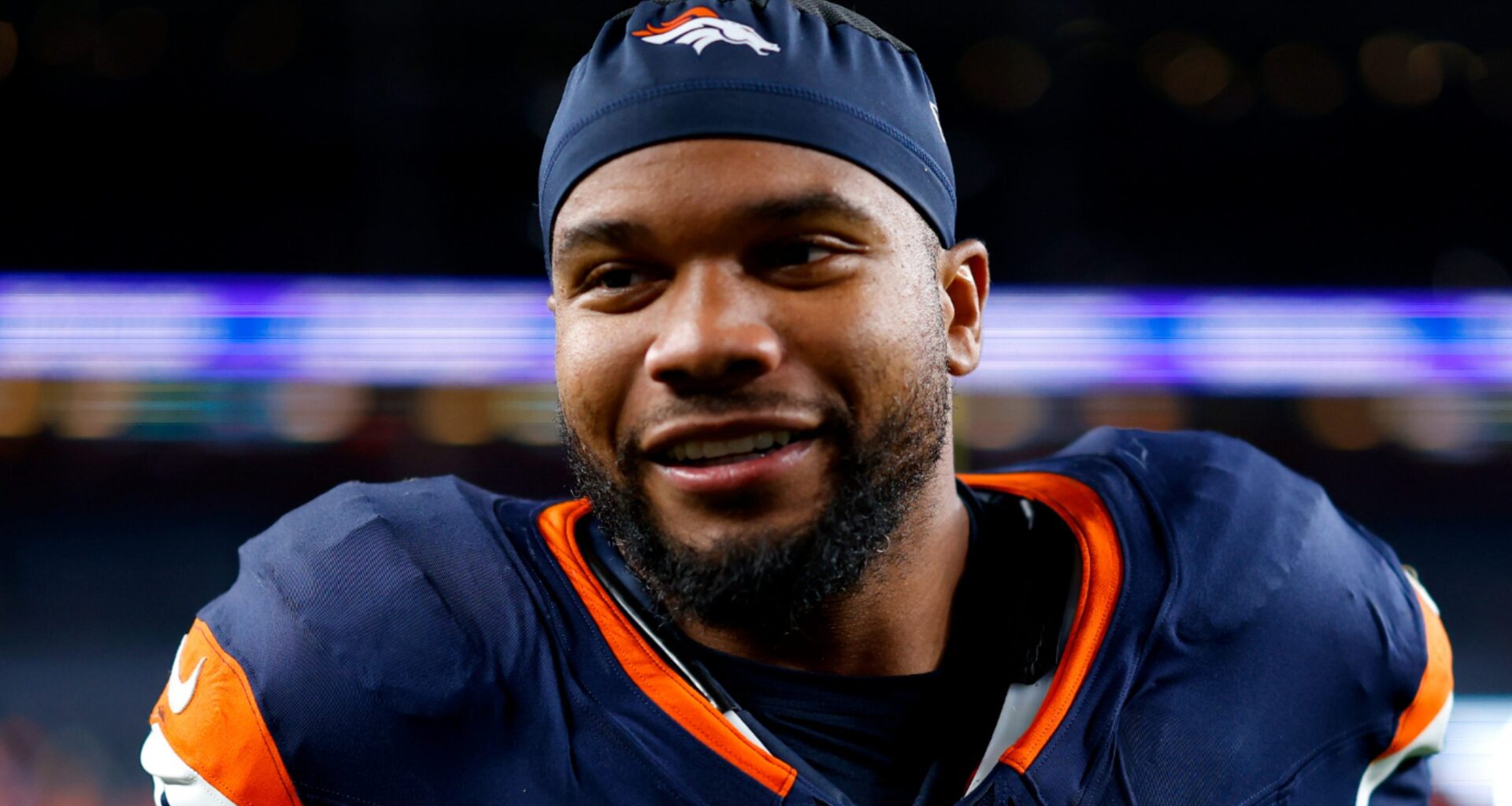 Broncos Raise Eyebrows With Latest Injury Update on J.K. Dobbins