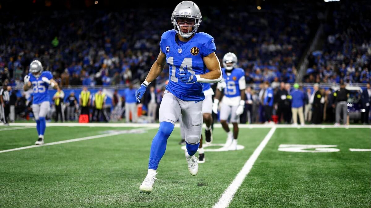 Amon-Ra St. Brown injury: Lions star may miss weeks after ankle injury vs. Packers