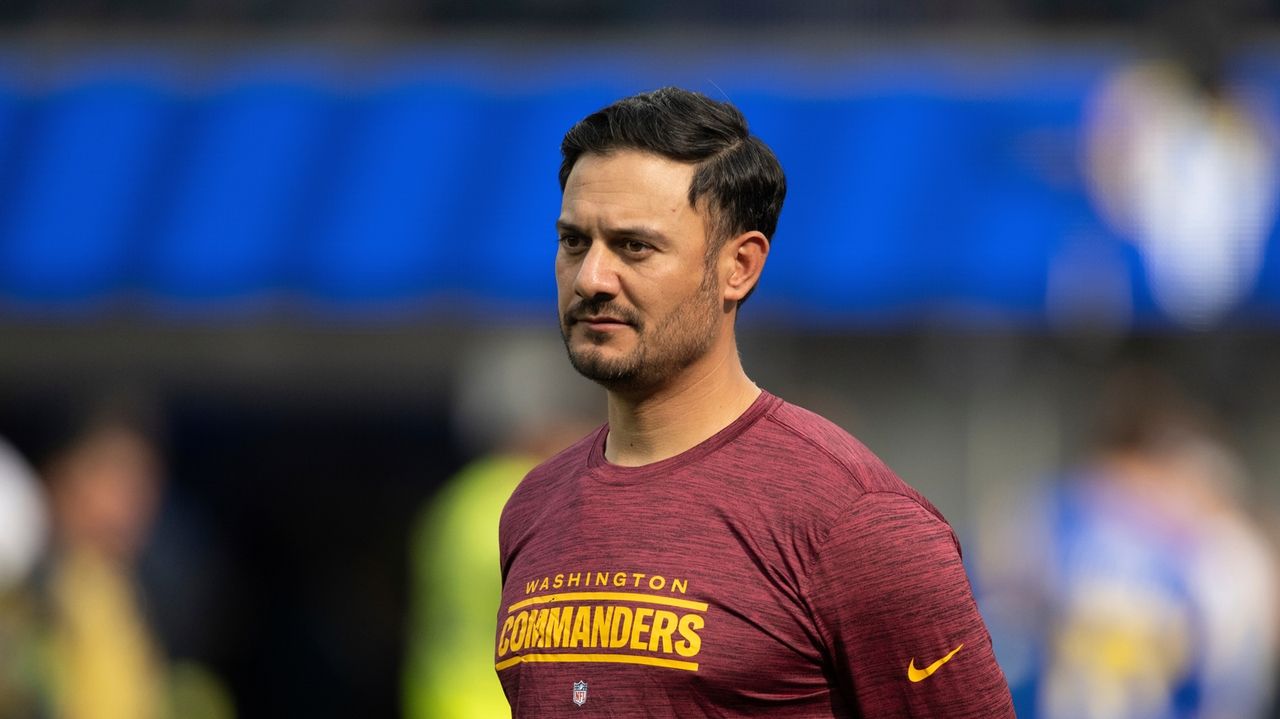 Andrew Luck hires Tavita Pritchard as Stanford's head football coach