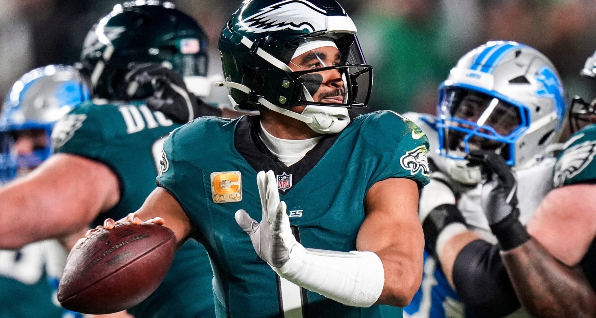 Ben Johnson king of Chicago after Bears' win leads to free hot dogs