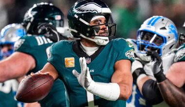 Ben Johnson king of Chicago after Bears' win leads to free hot dogs