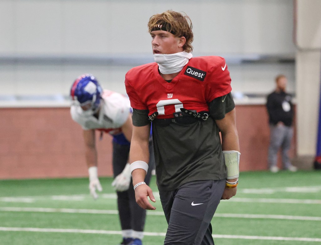 New York Giants quarterback Jaxson Dart (6) when the New York Giants practiced Wednesday, November 26, 2025 at Quest Diagnostics Training Center in East Rutherford, NJ.