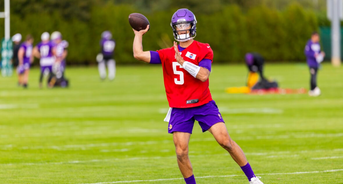 MN Vikings Sign Semi-Familiar Quarterback