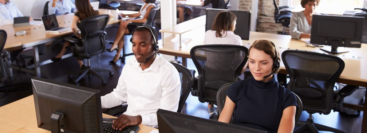 Evaluating Valuation After Bengals Deal, Q3 Sales Growth, and New Revenue Guidance