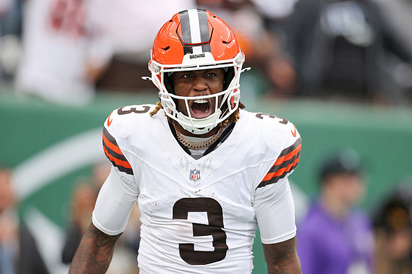 Jerry Jeudy #3 of the Cleveland Browns celebrates his touchdown reception against the New York Jets during the first half in the game at MetLife Stadium on November 09, 2025 in East Rutherford, New Jersey.