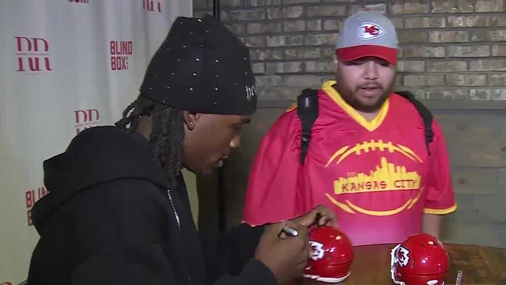 Rashee Rice greets Chiefs fans at Blind Box BBQ in Shawnee