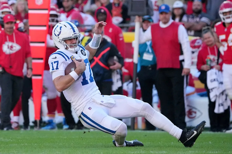 IDaniel Jones slides during the Colts’ Week 12 road loss to the Chiefs. IMAGN IMAGES via Reuters Connect