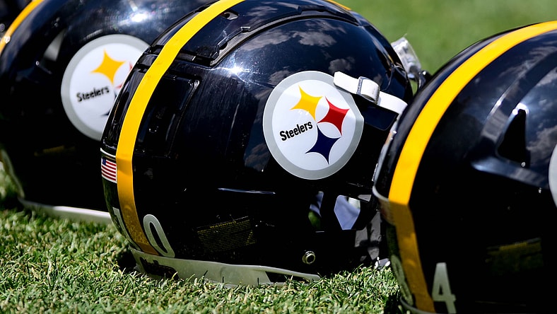 Steelers helmet