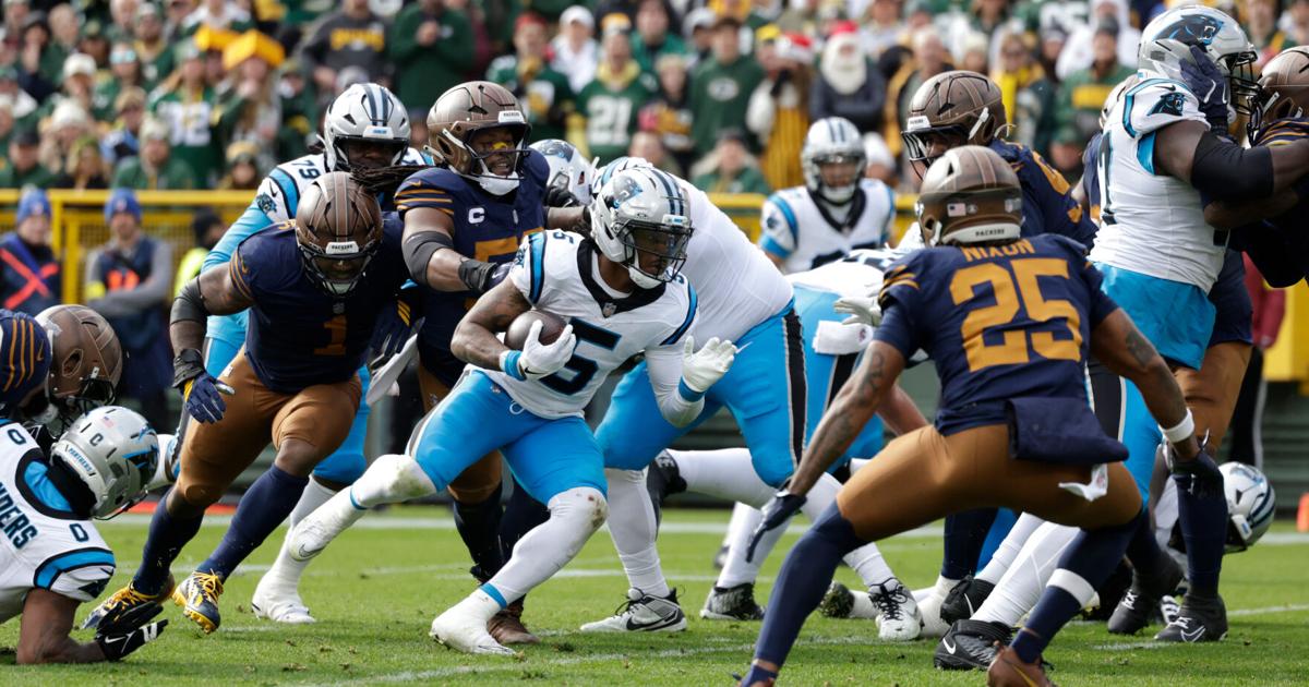 PANTHERS 16, PACKERS 13 | Feeling run down: Packers defense can’t stop Panthers’ ground game, Rico Dowdle in 16-13 loss | Top Stories