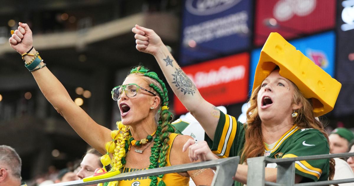 How the NFL is aiming to broaden its appeal to women | Archives