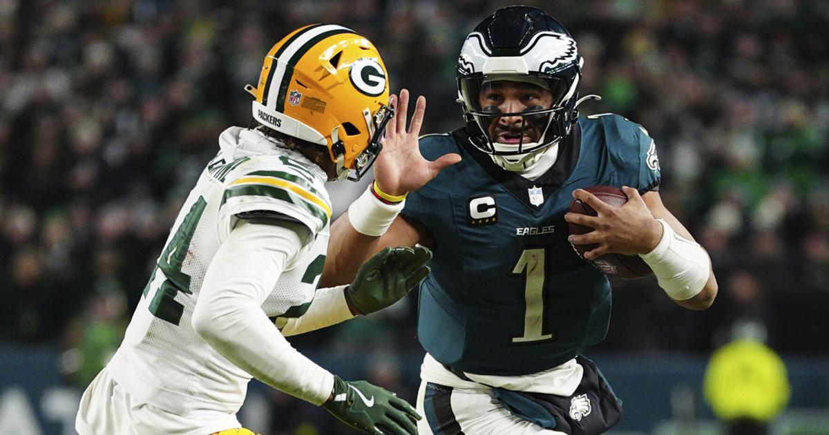 Take our ‘Tush Push’ and shove it: Eagles bring their short-yardage play to Lambeau Field, to use against the Packers organization that tried to ban it | Top Stories