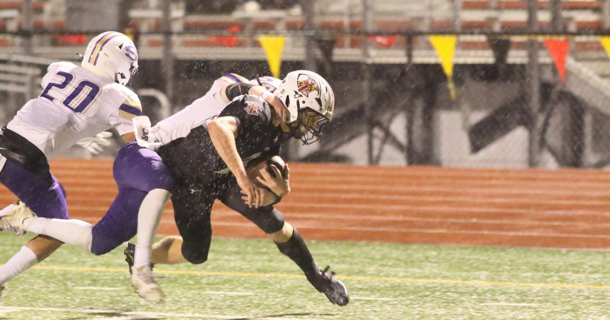 Clise, Mtn. Ridge take down Smithsburg, 28-15, in playoffs | Local Sports