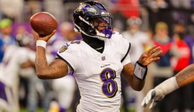 Lamar Jackson returns to practice for the Ravens after missing Wednesday's session with a knee issue | NFL