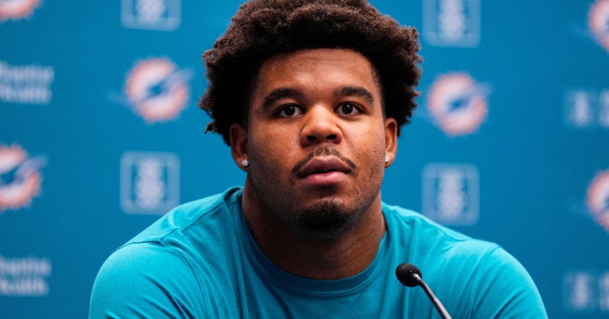 Linebacker Chop Robinson back for Dolphins against Commanders after clearing concussion protocol | NFL