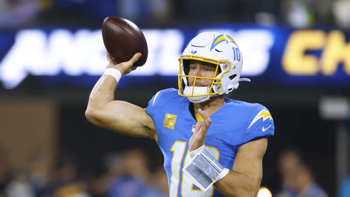 Chargers vs. Jaguars Week 11 Predictions, Odds and Stats