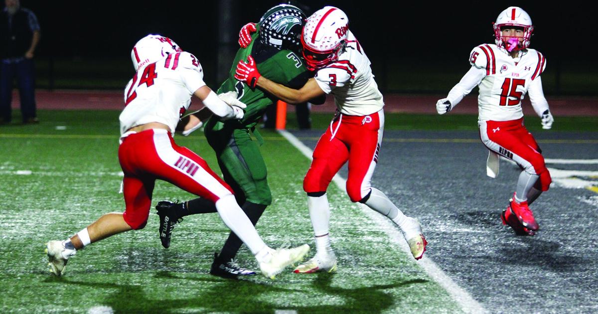 High school football playoffs: Hawks survive upset bid by No. 7 Ripon | Sports