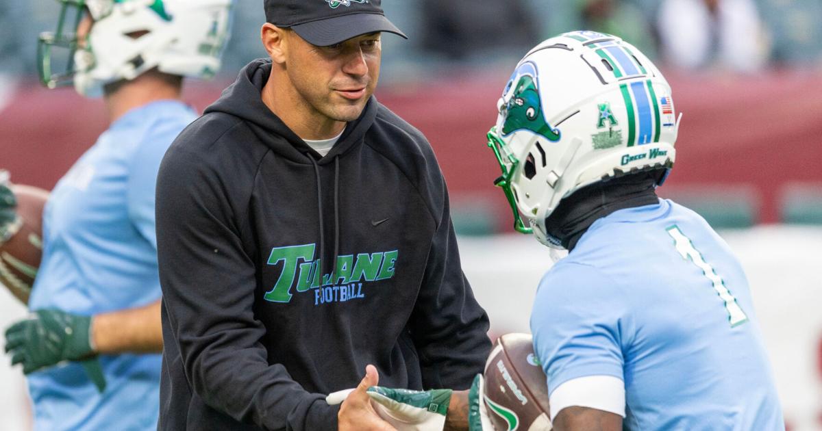 Florida is moving on from Lane Kiffin and targeting Tulane's Jon Sumrall, AP source says | Football