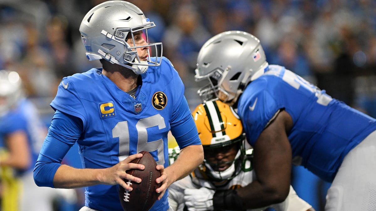 Lions tease throwback uniforms ahead of Thanksgiving game vs. Packers