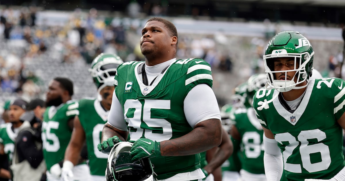 Dallas adds top talent, and keeps top picks, too