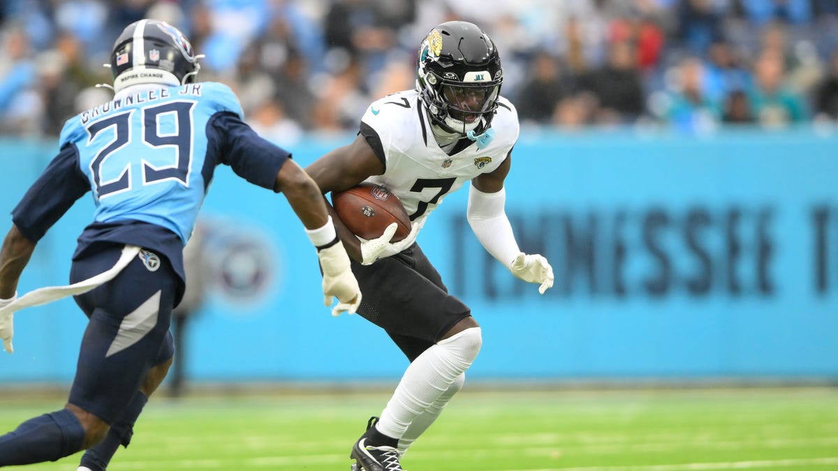 Jaguars Week 13 injury update gives latest on Brian Thomas Jr., Walker