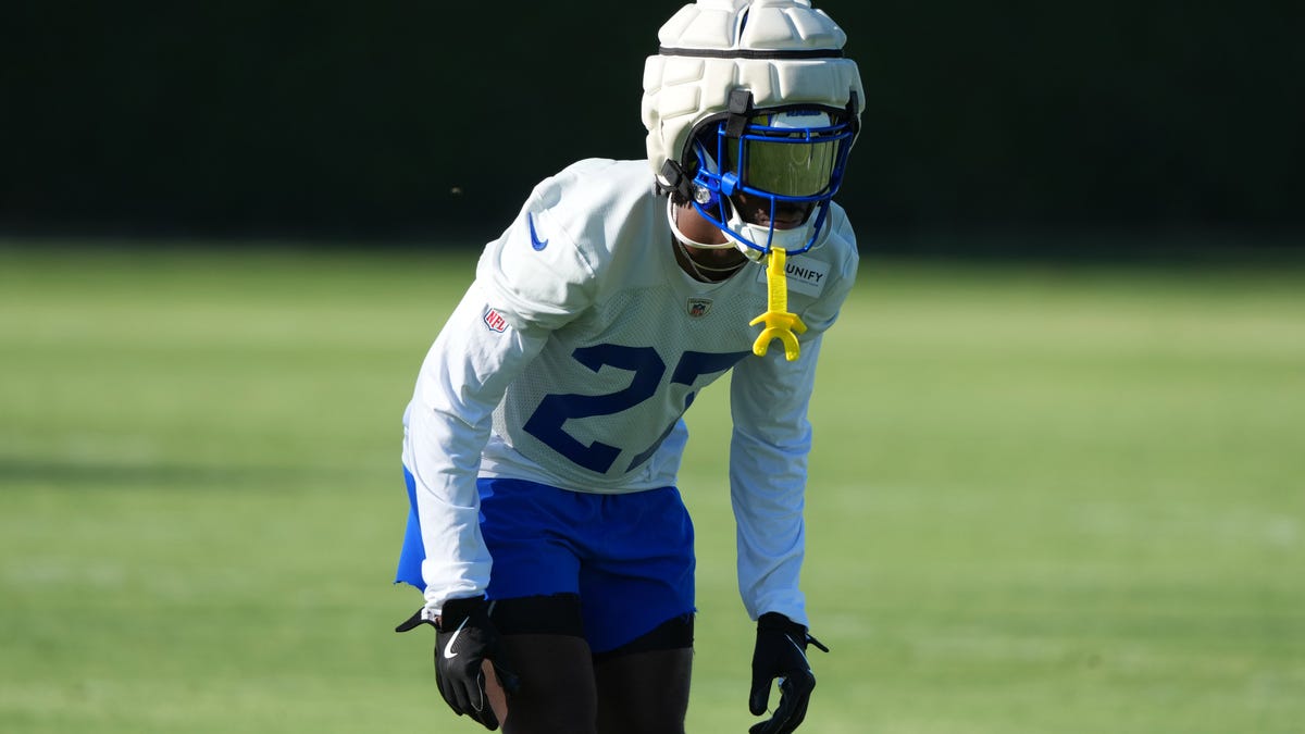 Dolphins poach CB AJ Green off Rams' practice squad