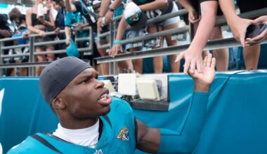 What were Travis Hunter's final rookie season statistics after surgery