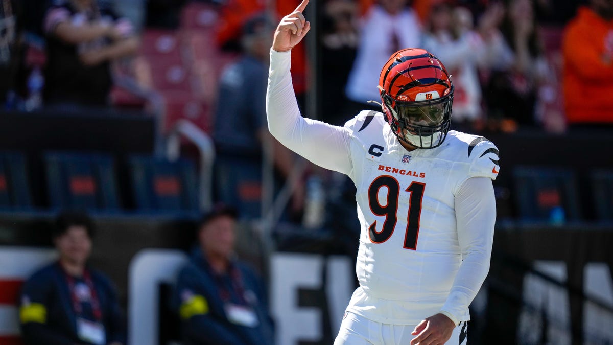 Bengals reportedly lowered Trey Hendrickson price at trade deadline