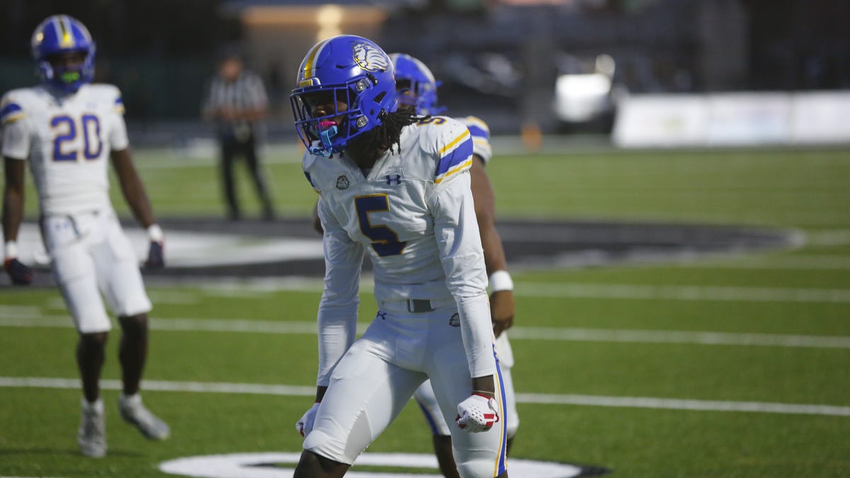 First Academy football eligible for FHSAA playoffs after judge lifts ban