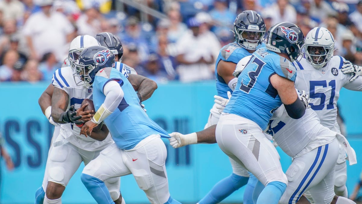 Neville Gallimore, Adetomiwa Adebawore to step in