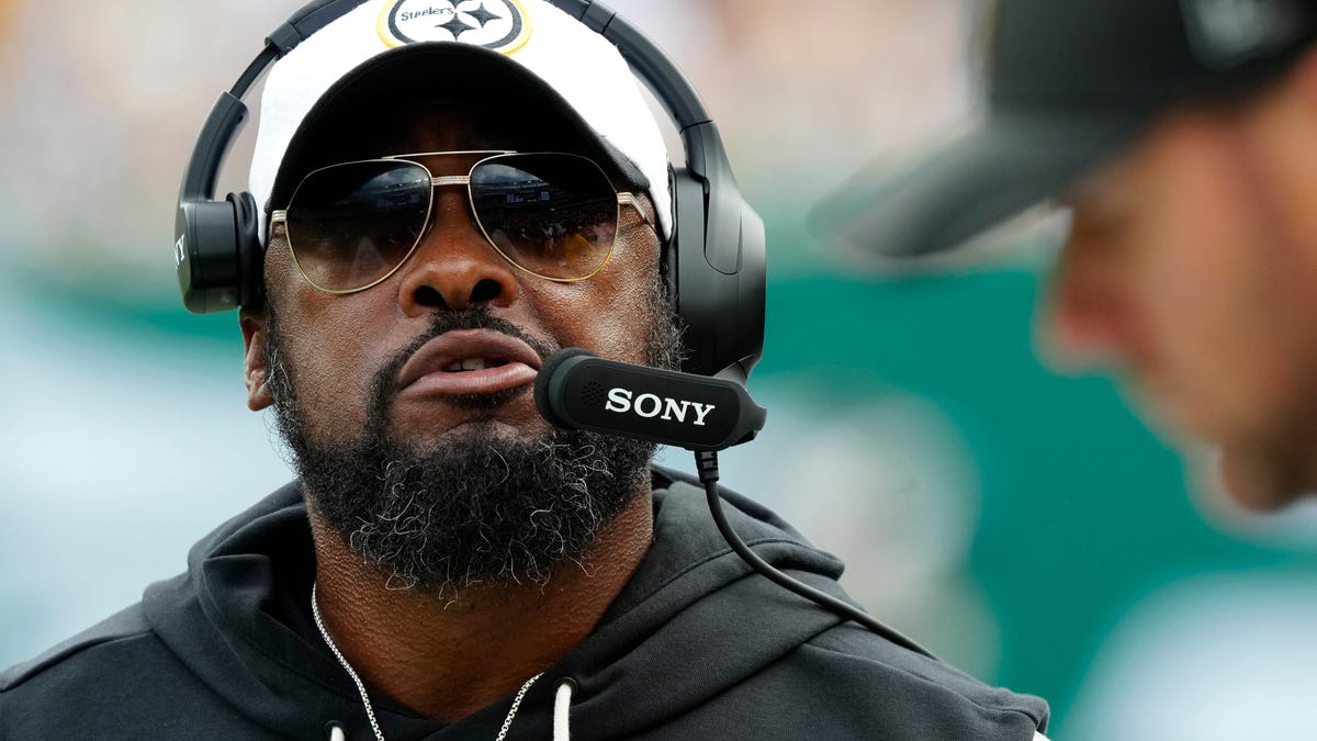 Steelers' Mike Tomlin shares perfect message to Ramsey being spat on